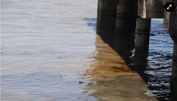 Oil spill into Karnaphuli: Ship owner fined Tk 3 crore